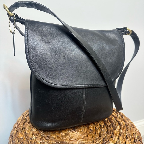 Vintage Coach Whitney 4115 black brass shoulder crossbody pre 1994 leather - Picture 2 of 16
